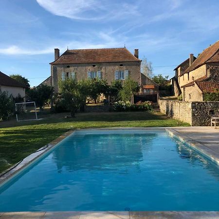 Chatel De Bierre Sigy-le-Chatel Exterior foto